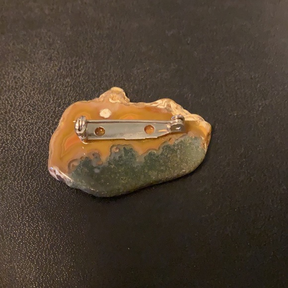 Geode slice pin - Picture 2 of 2